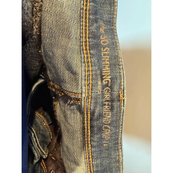 Chico’s So Slimming Girlfriend Crop Jeans - Picture 3 of 4